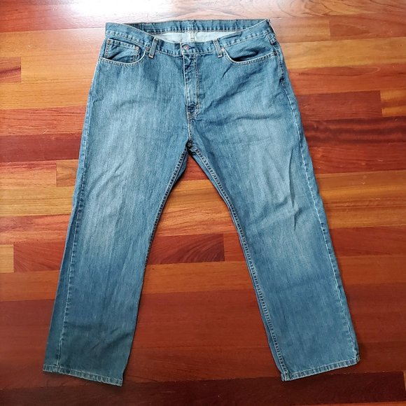 Levi's Other - Levi's 559 Medium Wash Straight Leg Jeans 40/30